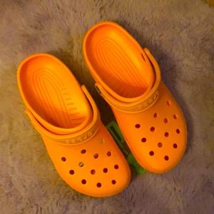 Classic Crocs in Orange
